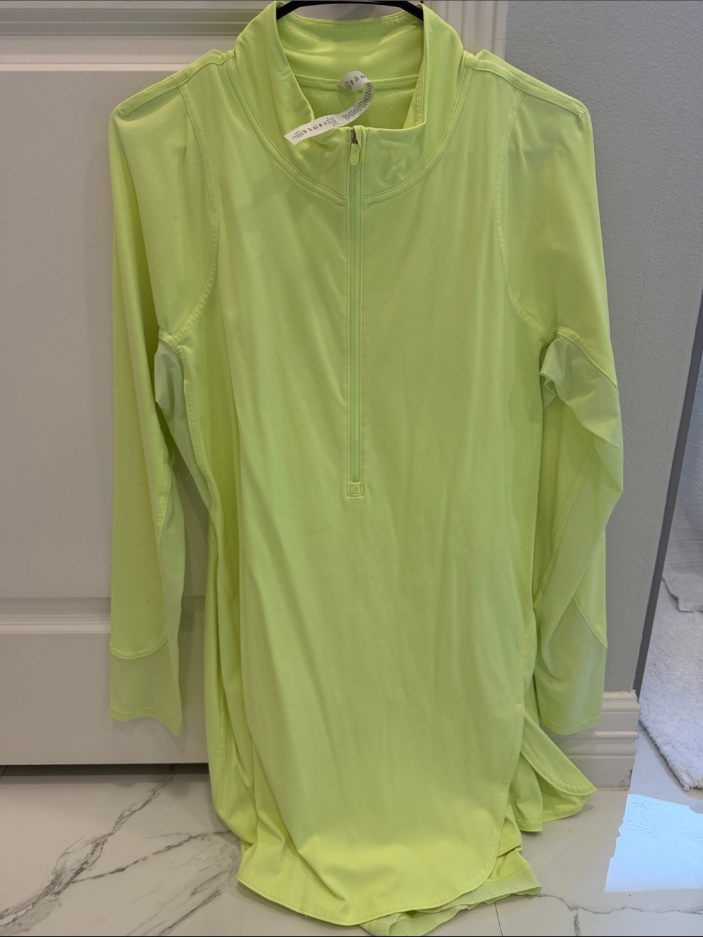 Women’s tennis LULULEMON Neon Yellow Long Sleeve Zip-Front dress